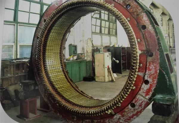 50KA開(kāi)關(guān)試驗(yàn)發(fā)電機(jī)組 電動(dòng)機(jī)定子修理